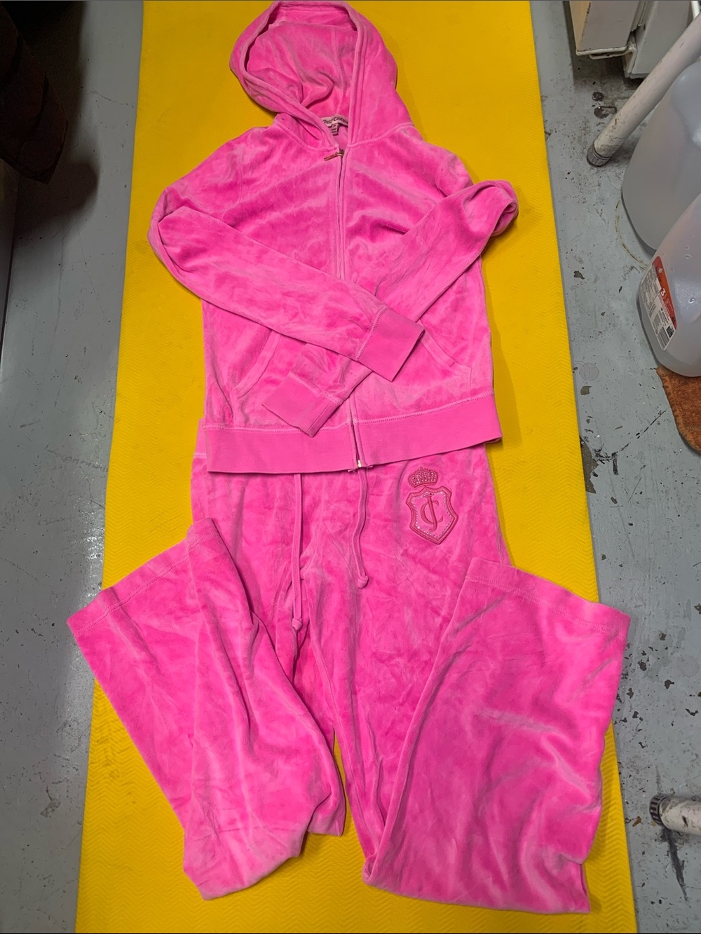 Juicy Couture Vibrant Pink Velour Zip Hoodie and Joggers Set jacket is M pants S